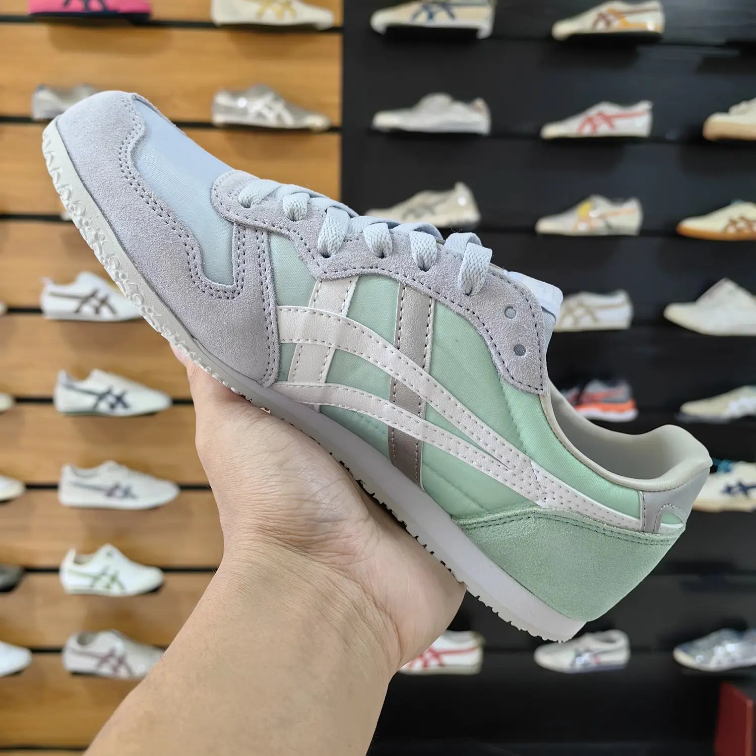Onitsuka Tiger Serrano Soft Sky White Silver  Girls 7A Premium (D-2022)