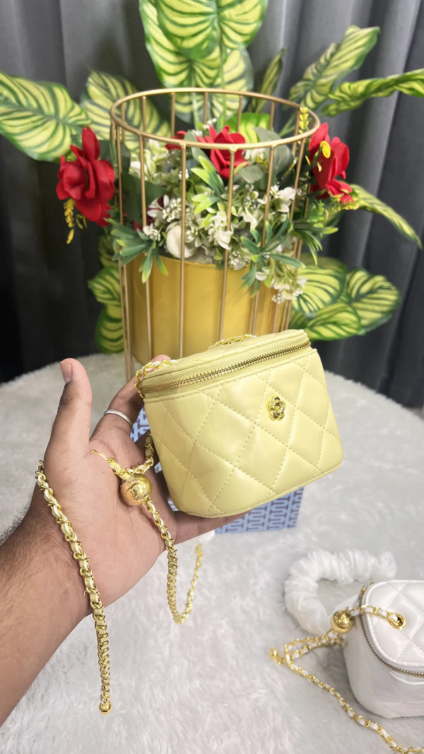TORY BRUCH PREMIUM QUALITY IMPORTED MINI VANITY BAG