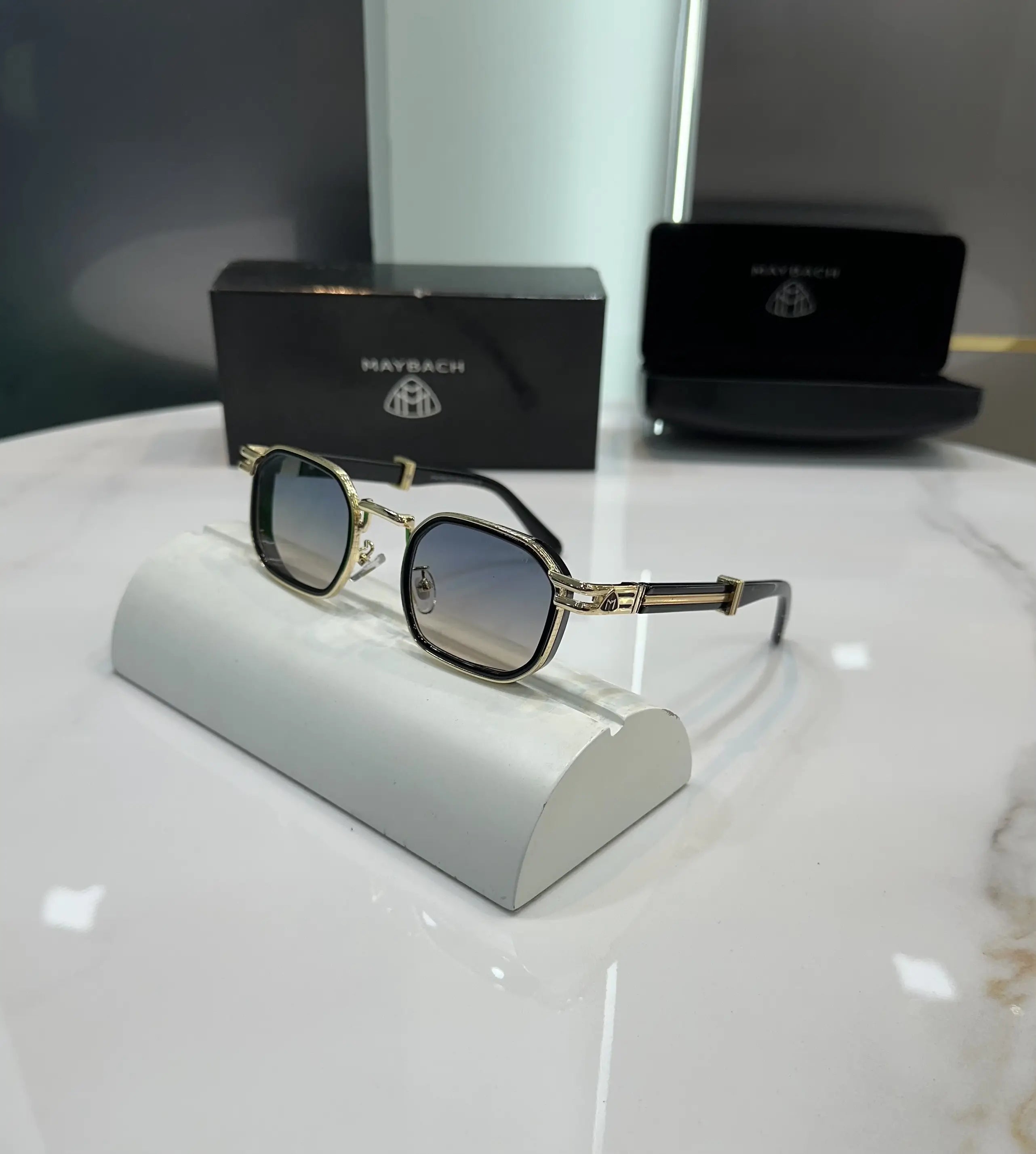 Maybach Gold Multi Premium Shades 2735