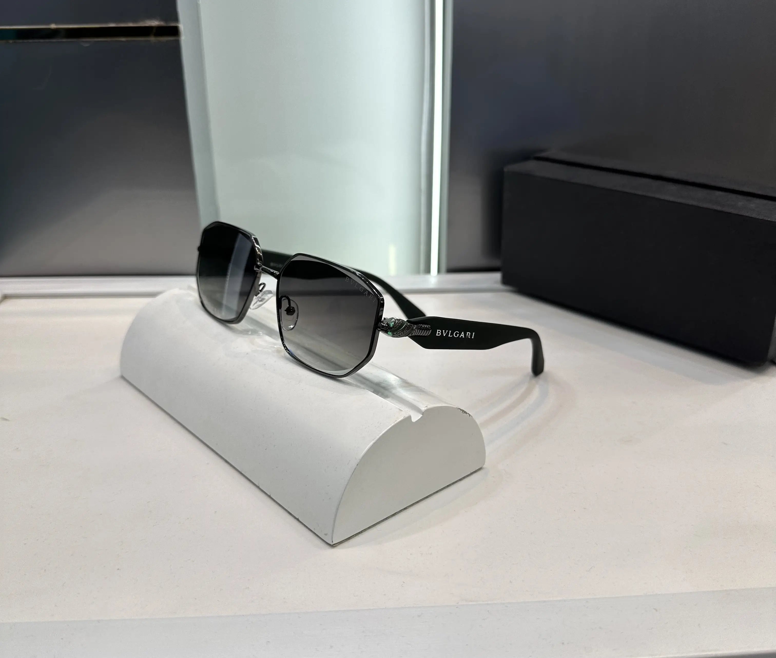 Bvlgari All Green Premium Shades 580