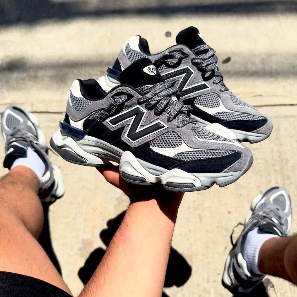 New Balance 9060 GREY BLACK CASTLEROCK