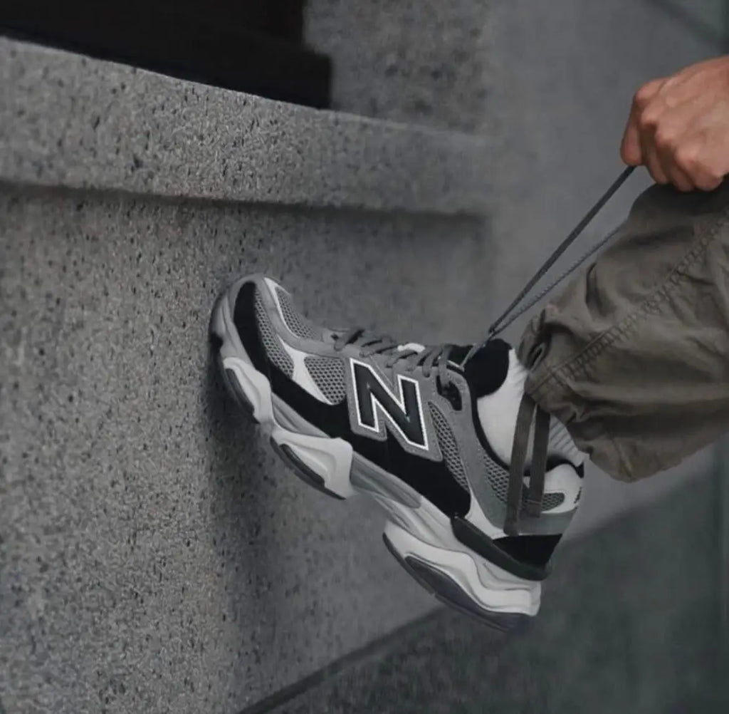 New Balance 9060 GREY BLACK CASTLEROCK