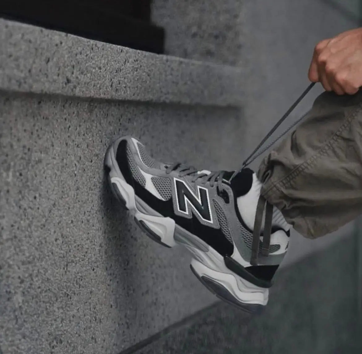 New Balance 9060 GREY BLACK CASTLEROCK