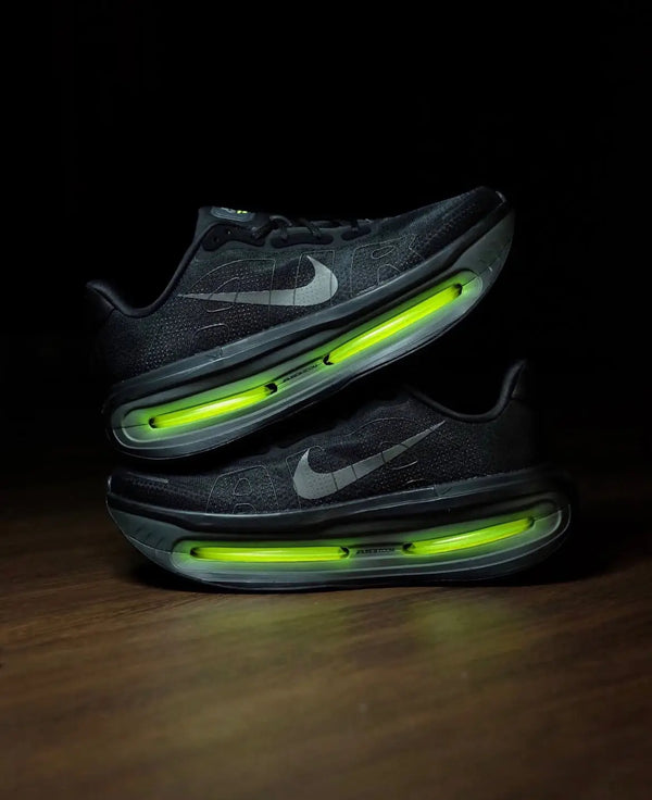Nike Air Zoom Vomero Premium BLACK VOLT