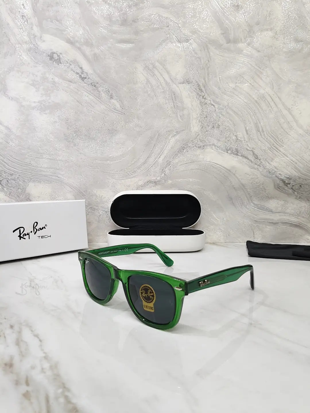 Ray ban   WAYFARER 2140 green