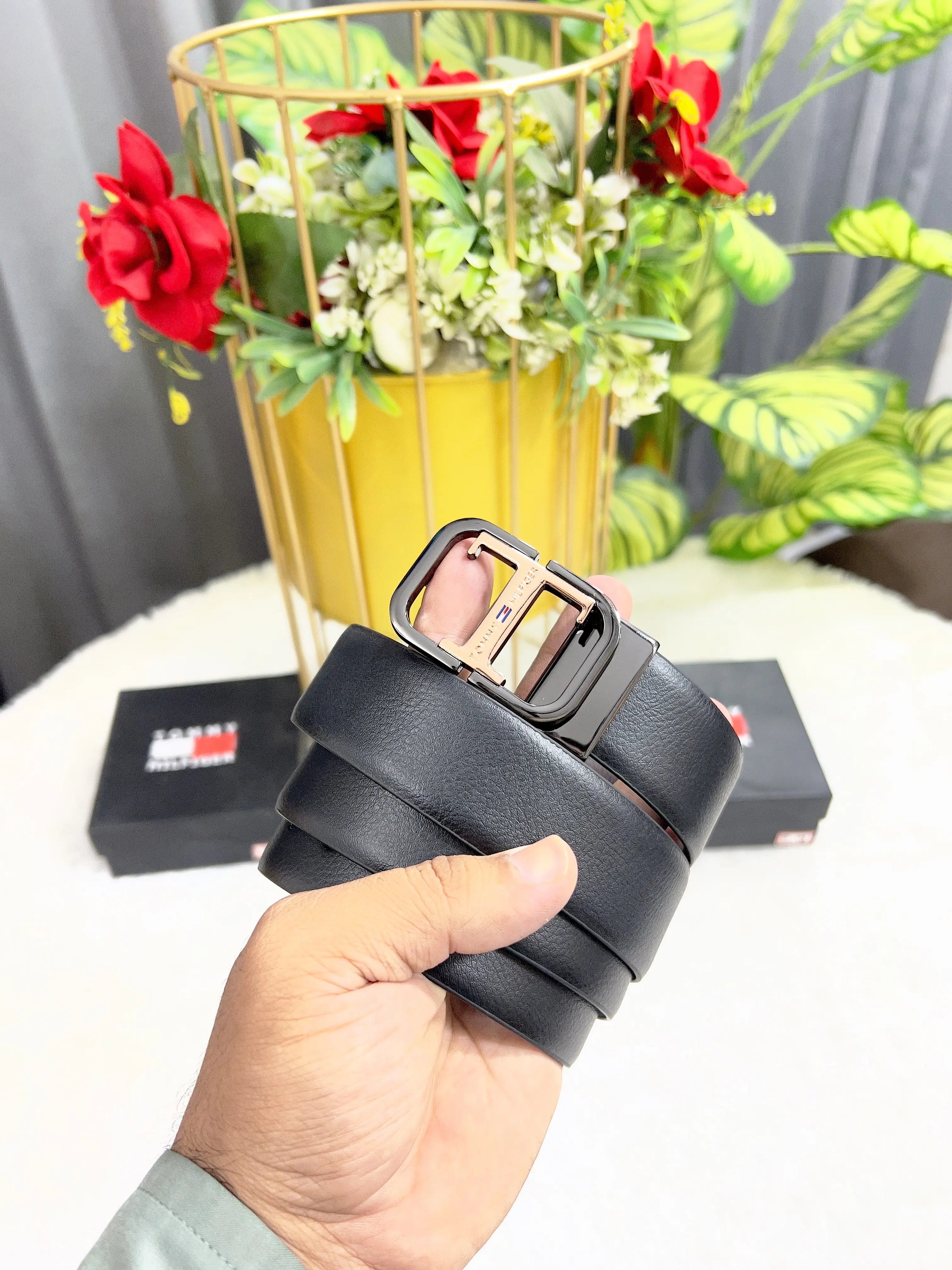 TOMMY HILFIGER IMP PREMIUM QUALITY REVERSEABLE BELT WITH OG BOX TH-916 Main image