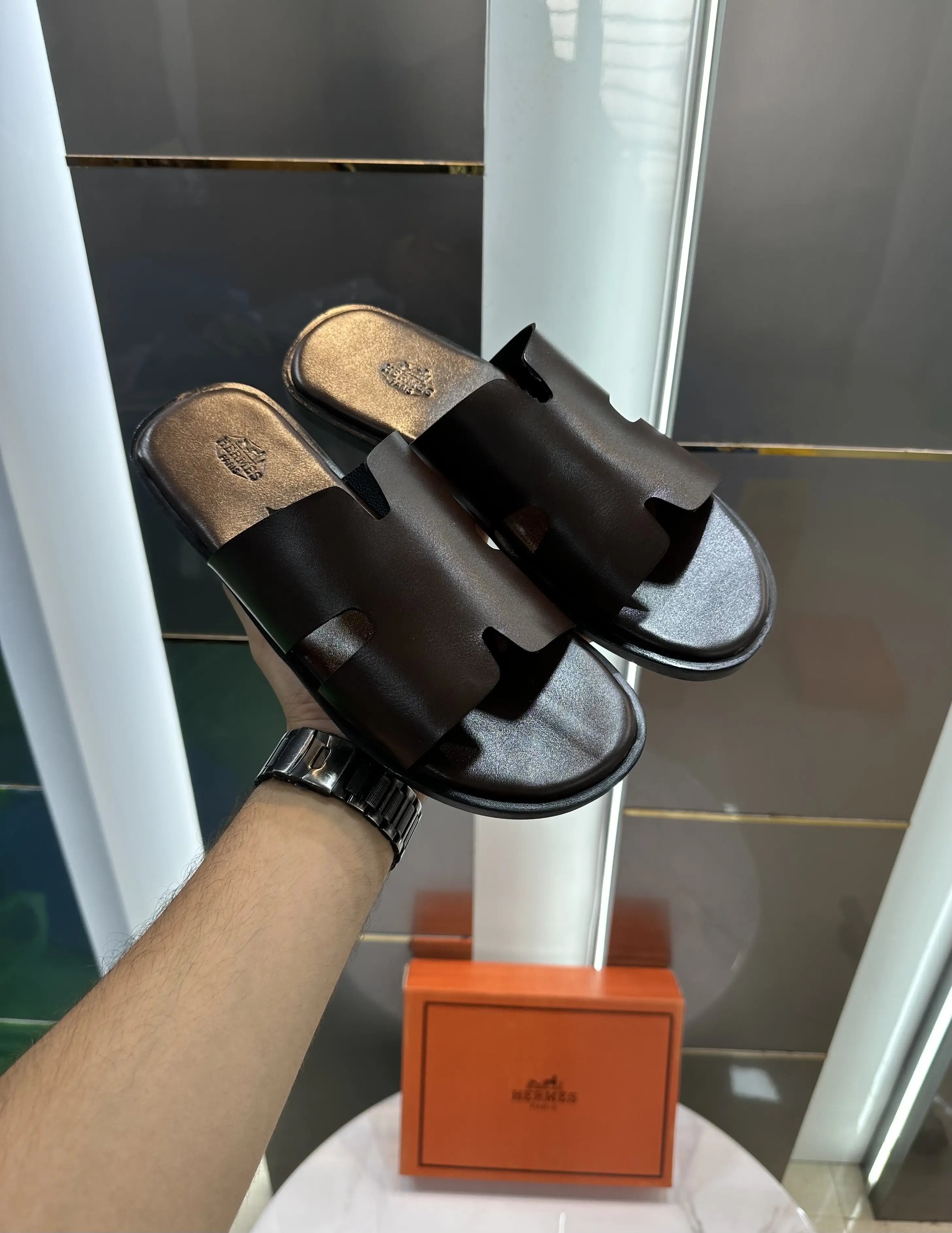 Herms_Premium Slide Brown
