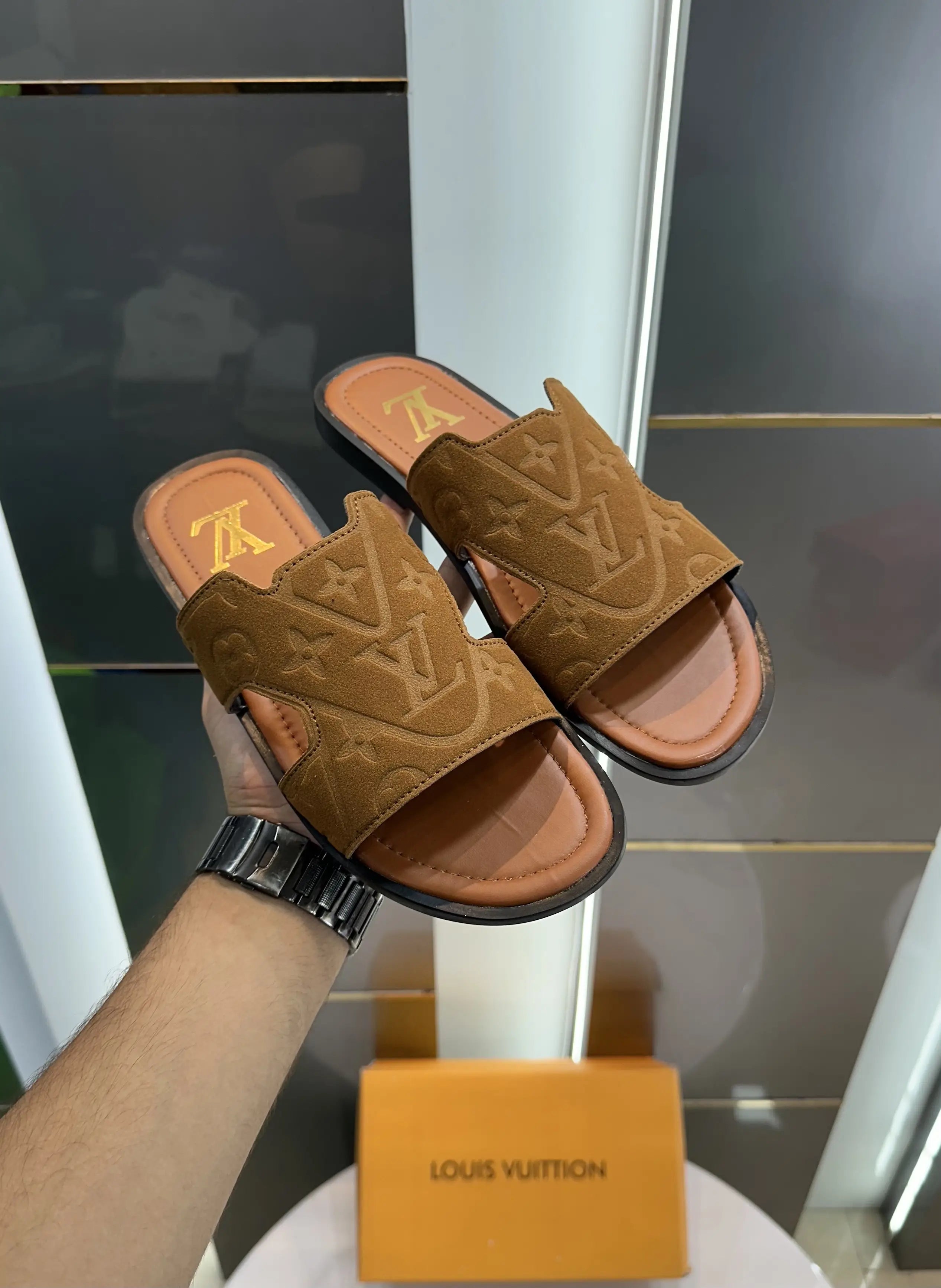 Louis_Vuitton_Tan Suede Leather Slide Secondary image