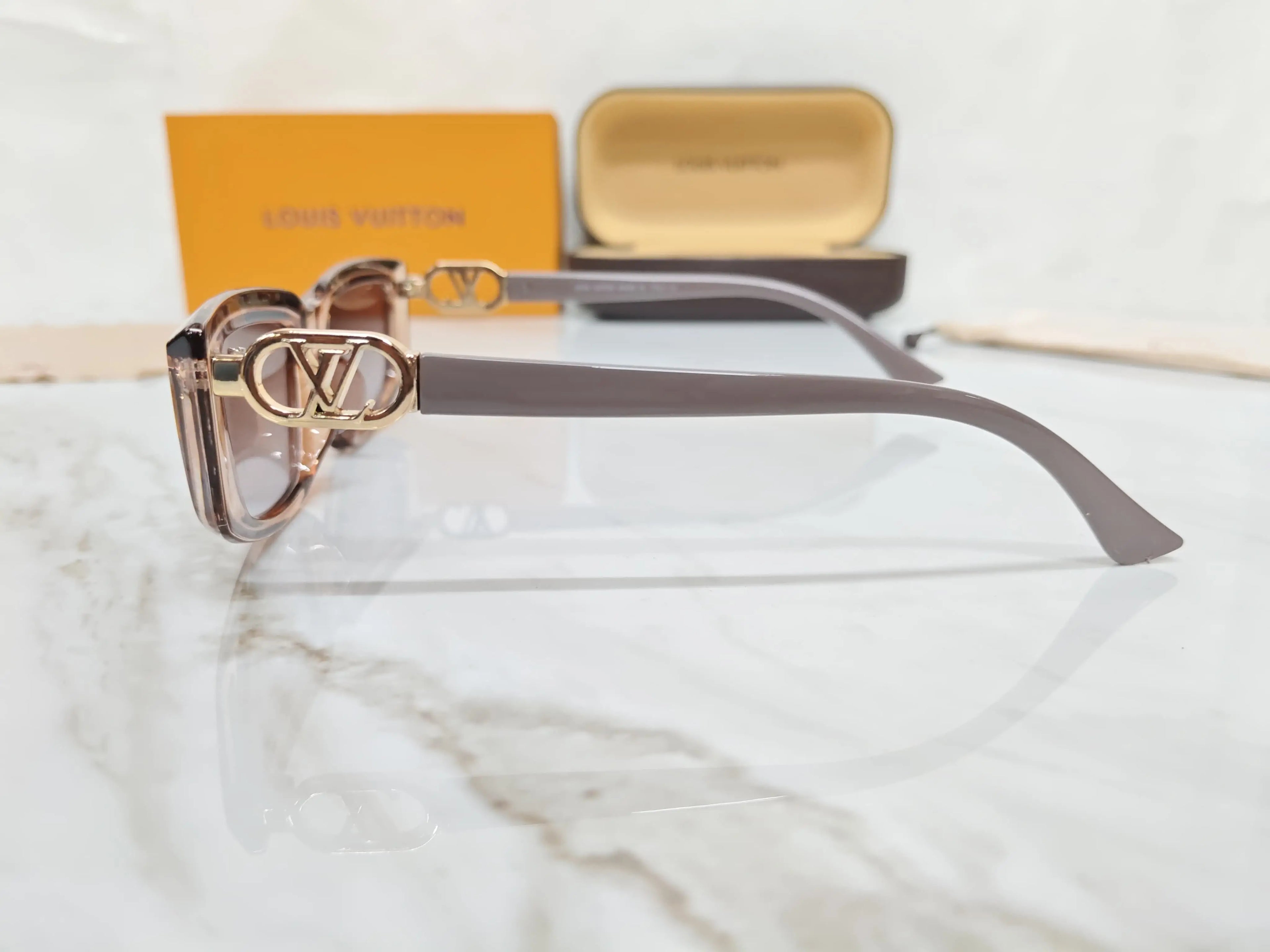 Louis Vuitton 80097