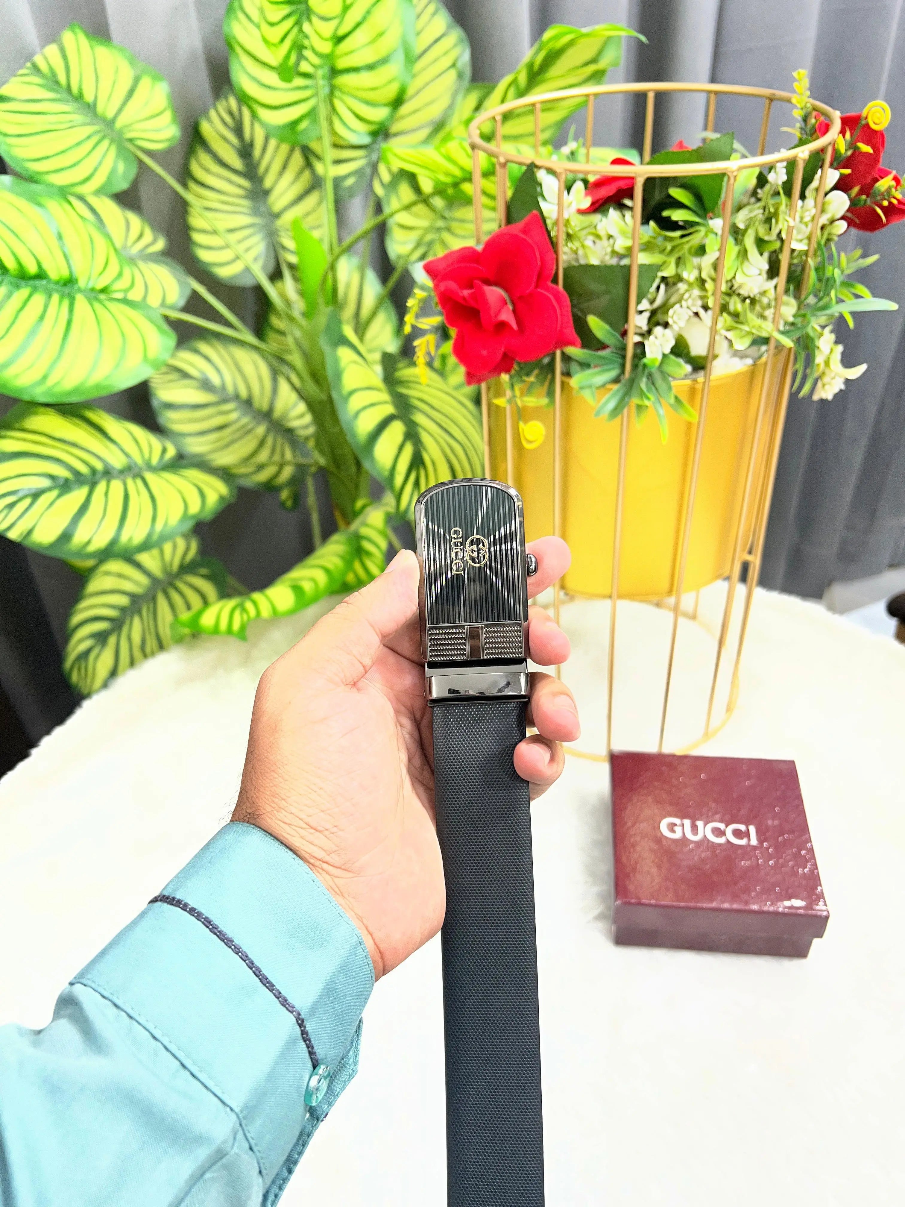 GG GUCCI PREMIUM QUALITY AUTOLOCK WITH REVERSEABLE BELT WITH OG BOX GG-222