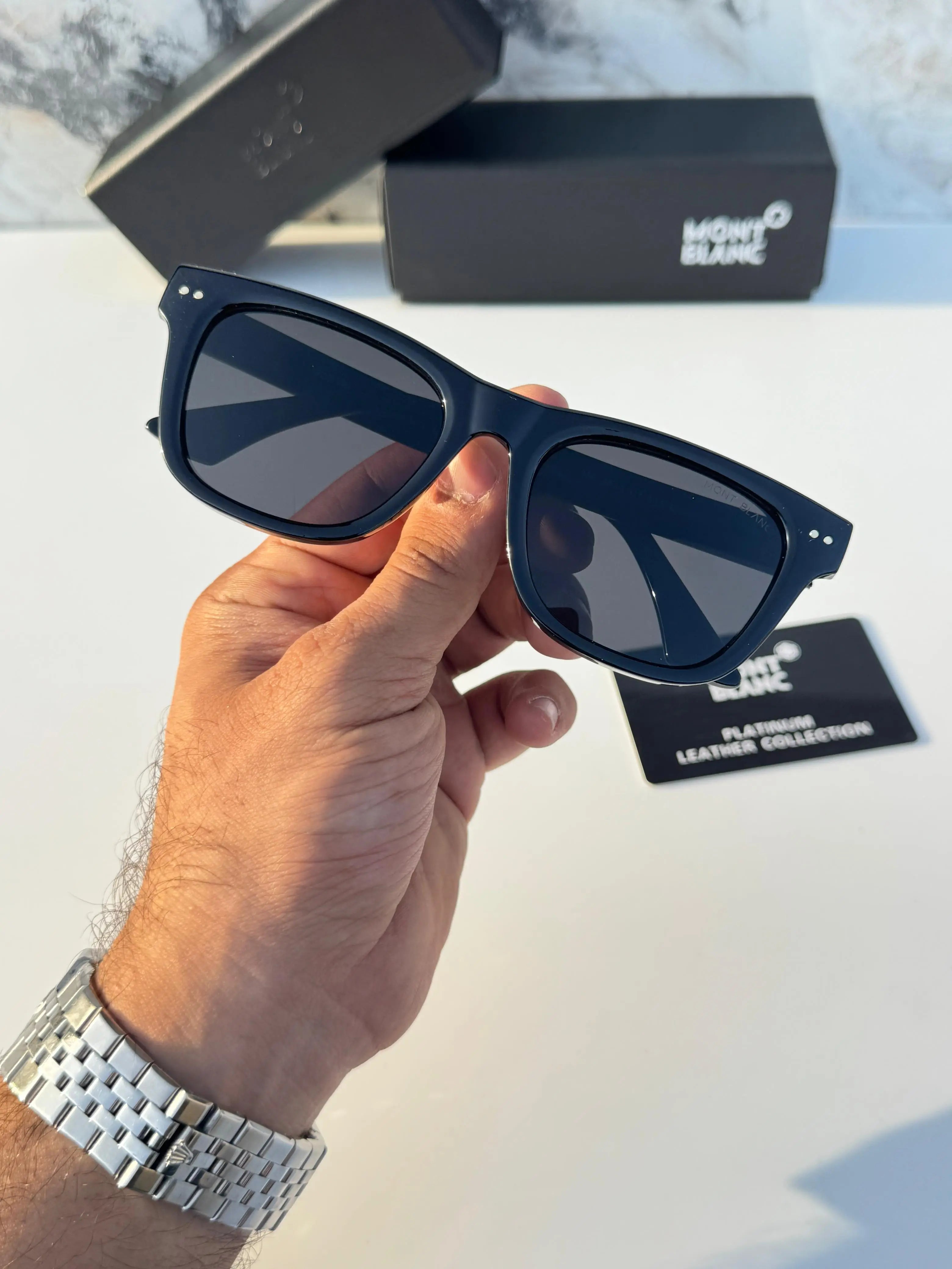 Mont_blanc_254_glossy_black