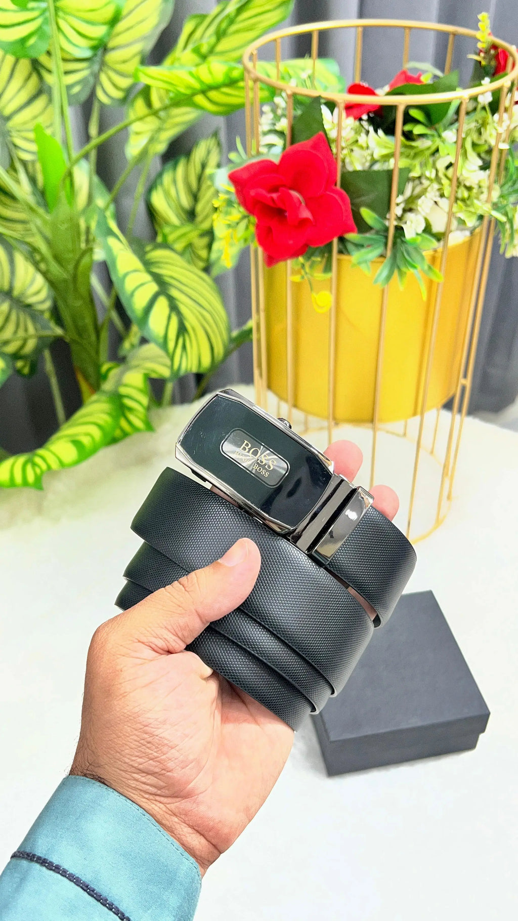 BOSS PREMIUM QUALITY AUTOLOCK REVESABLE BELT WITH OG BOX B-101