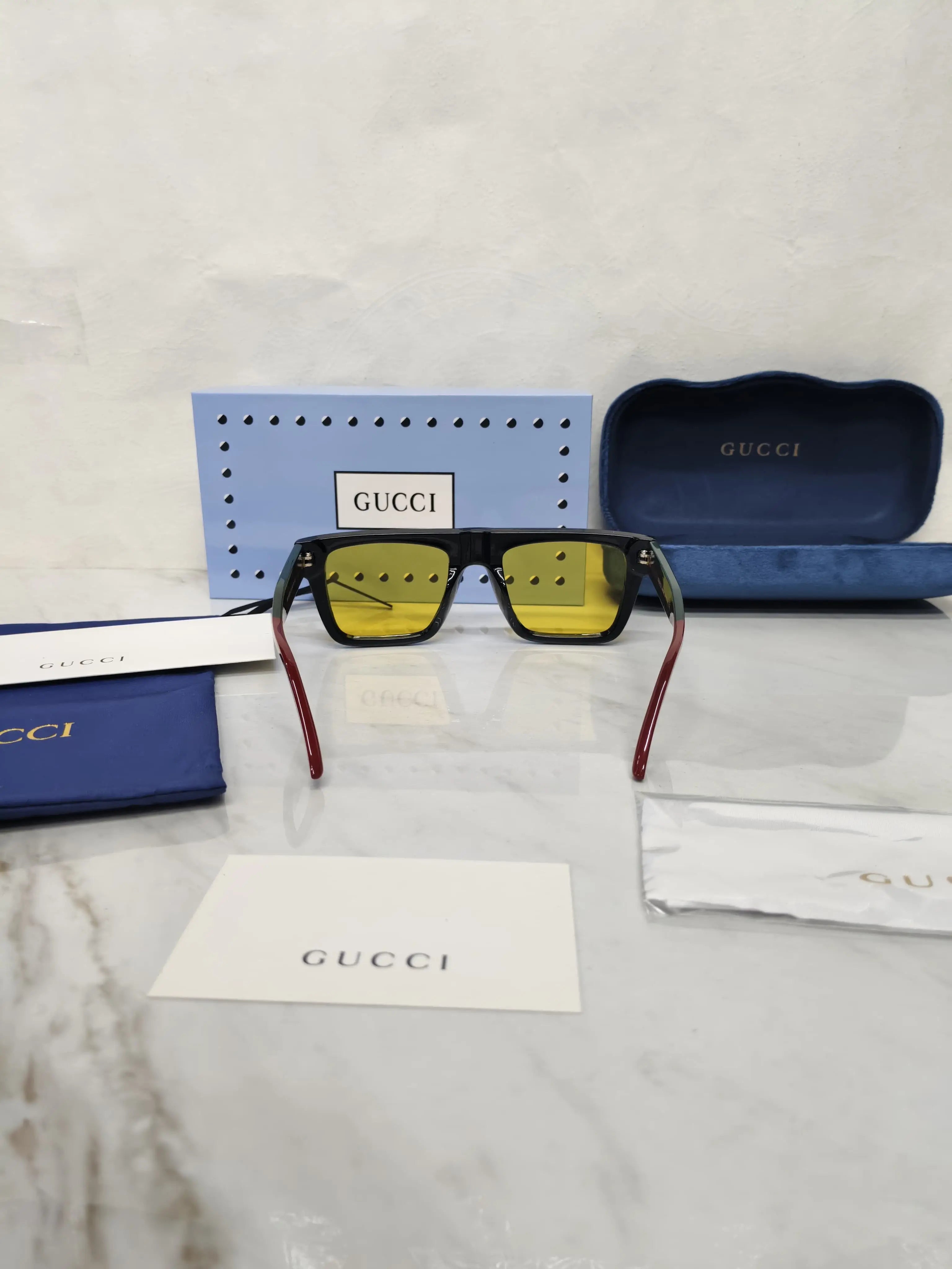 Gucci logo stick 1868 yellow