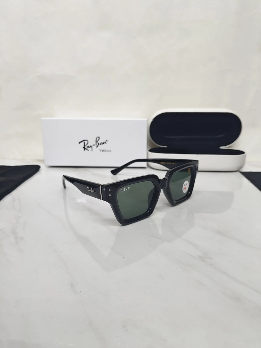 Ray ban 83501 FERRARI