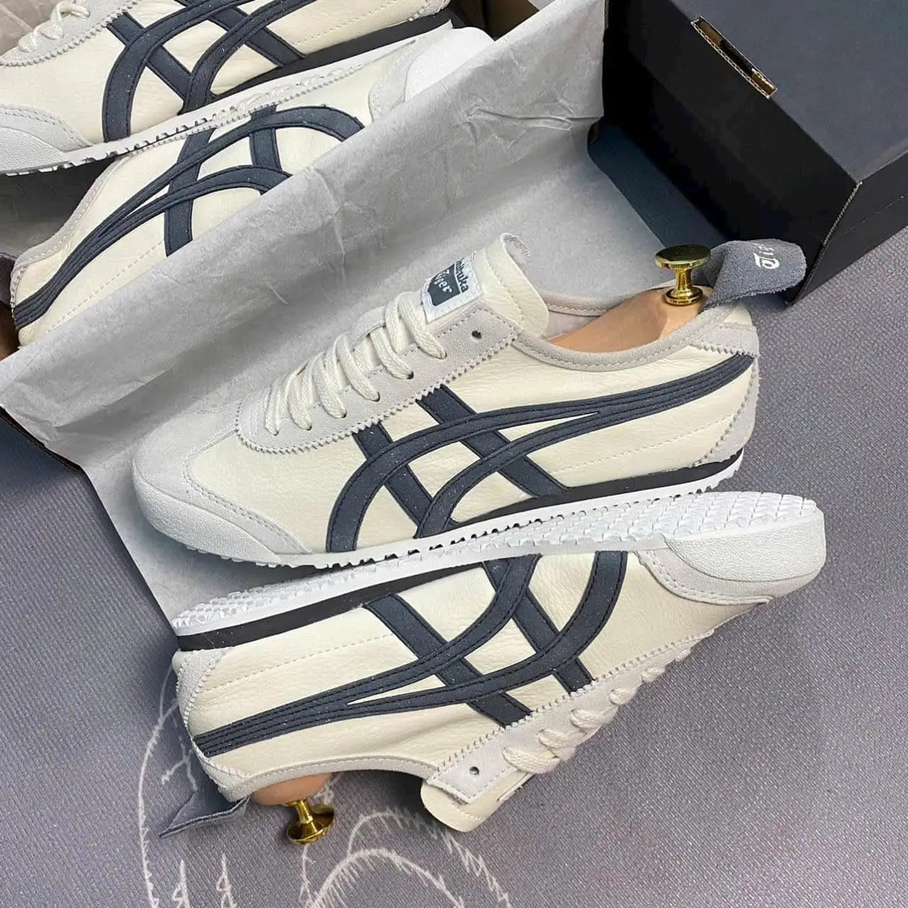 Onitsuk_a Tiger Mexico 66 Beige Navy  Mens 7A Premium Sneakers D-1763