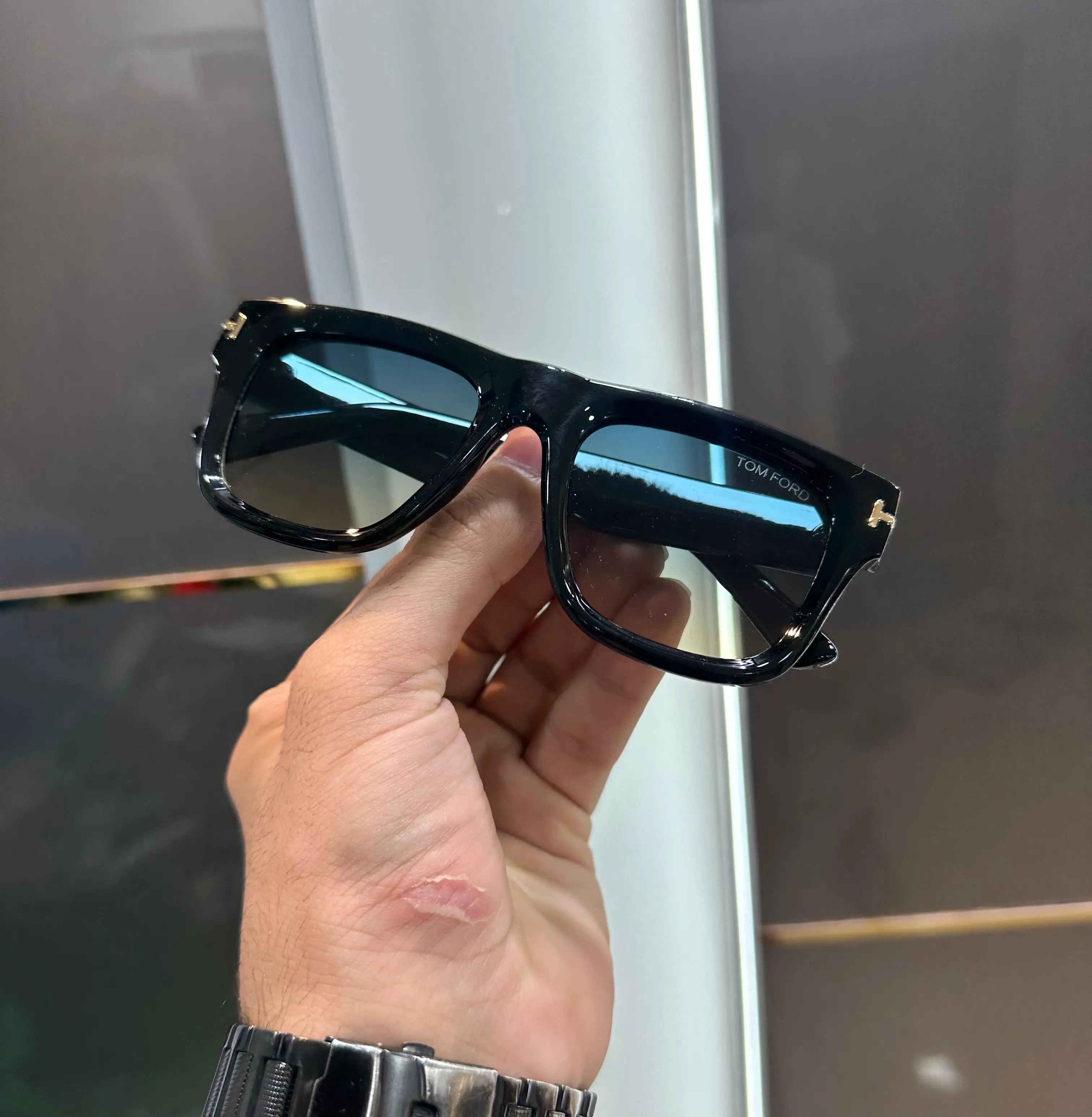 Tomford Black Multi Premium Shades 258