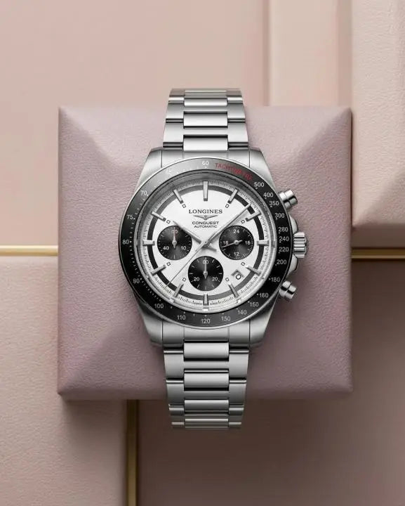Longine_s Conquest Chronograph Black Main image