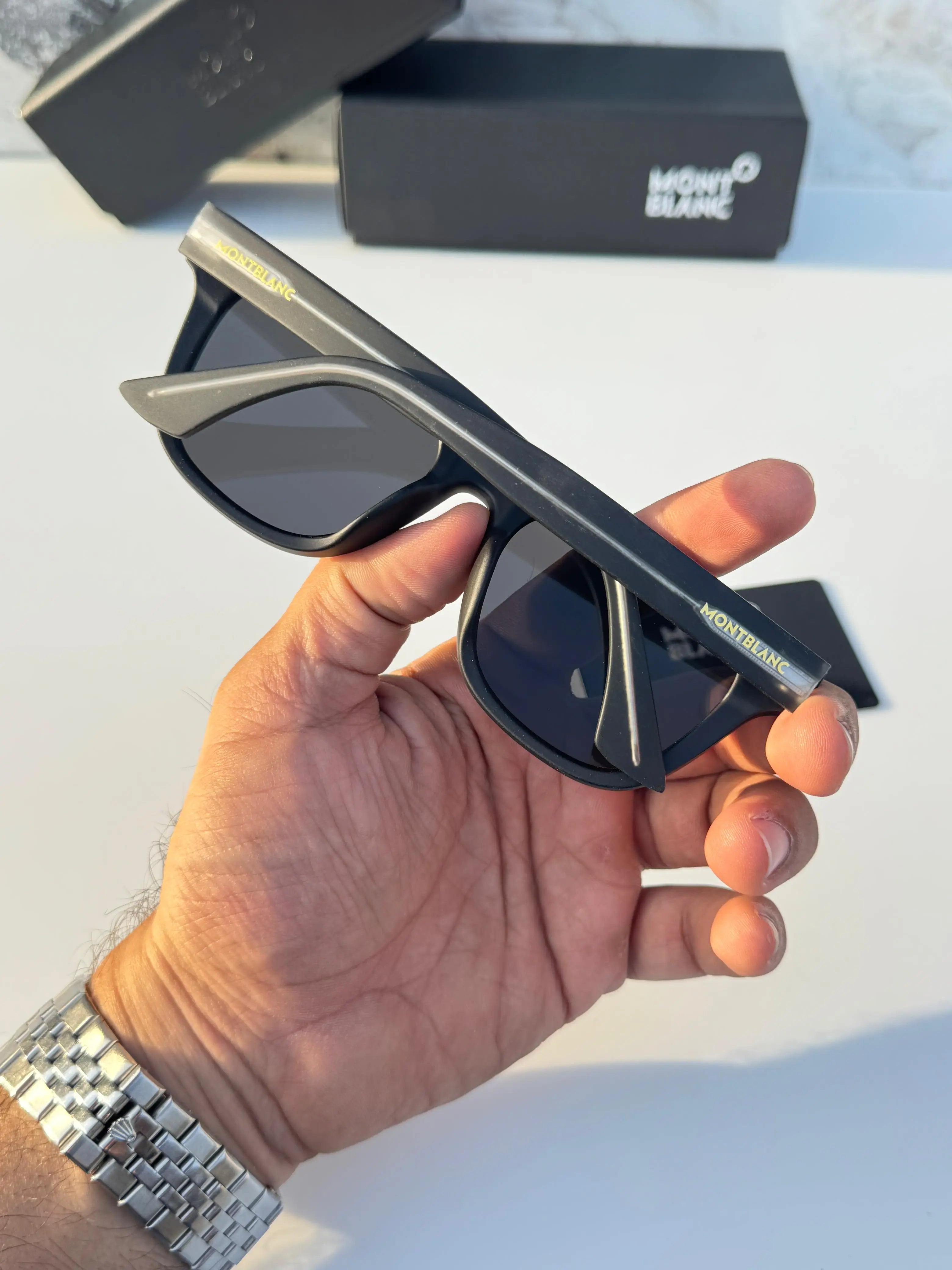 Mont_blanc_254_matt_black
