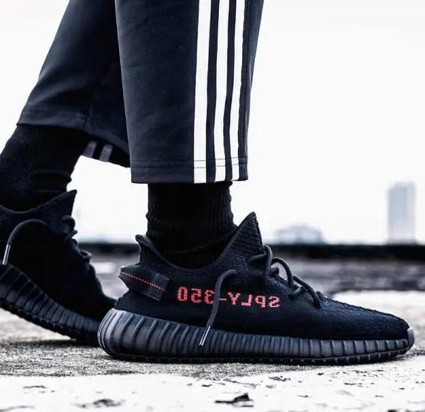 Adida_s Yeezy 350 V2 Core Black Red  Semi UA 7A Quality  Full Accessories (D-1801)