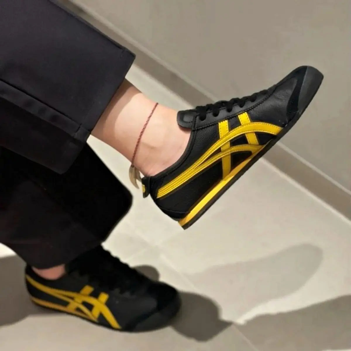 Onitsuka Tiger Mexico 66 Black Yellow Sneakers for Girls D-2016