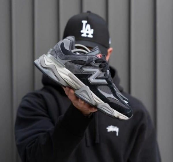 Neww Balance 9060 Black Casterock