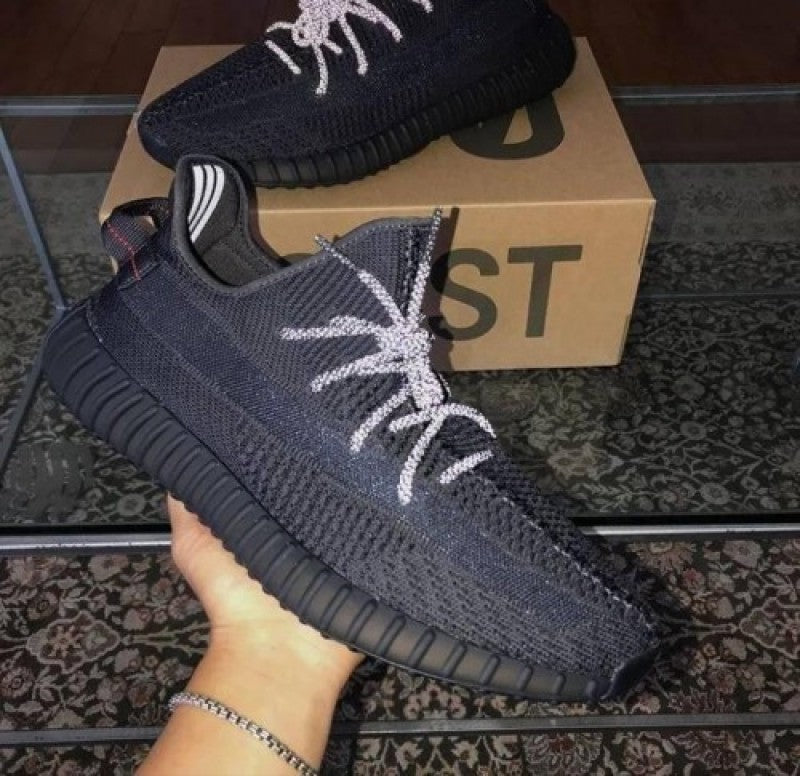 Adida s Yeezy 350 Lace Reflective Main image