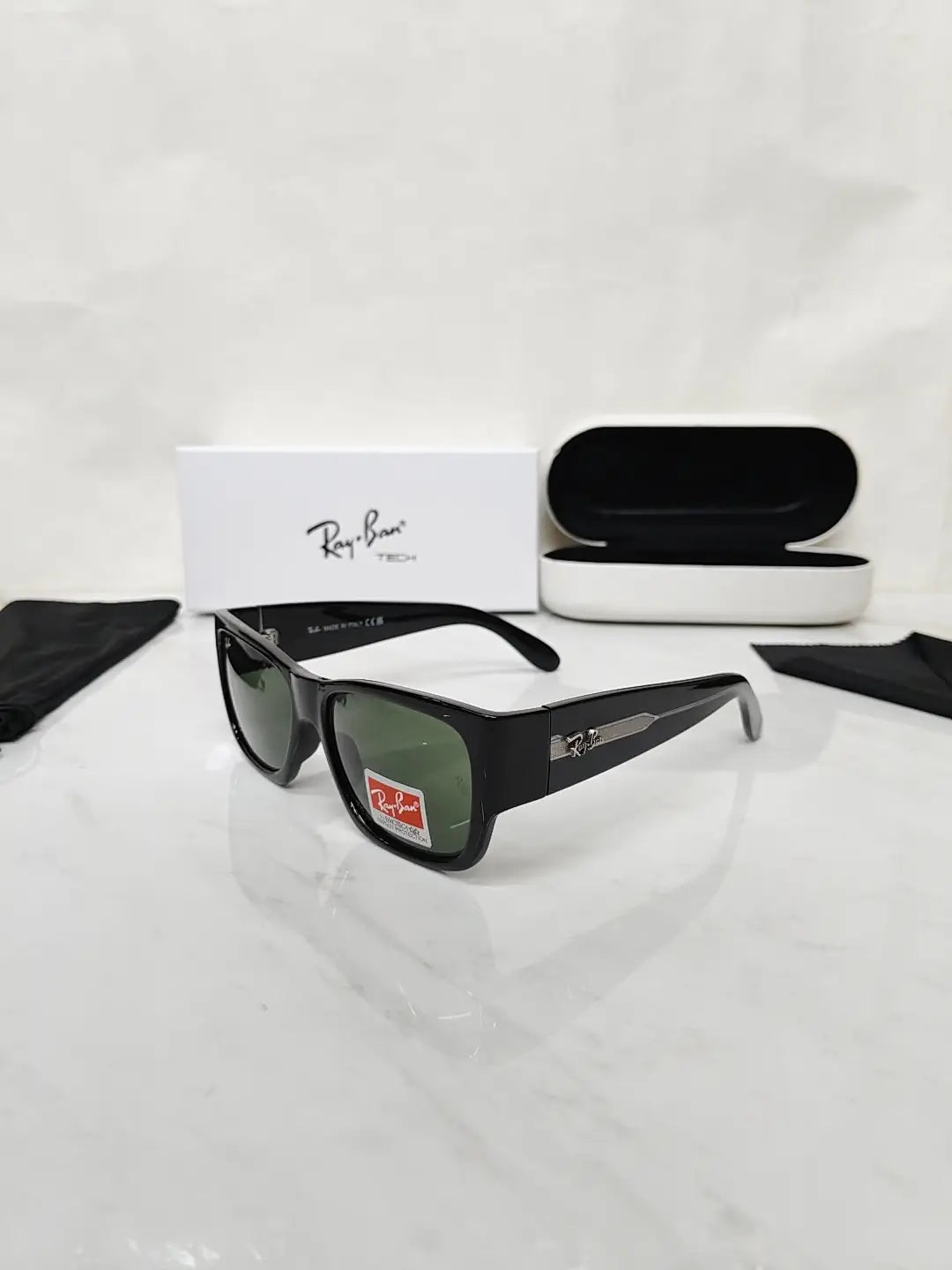 RAY BAN 2187