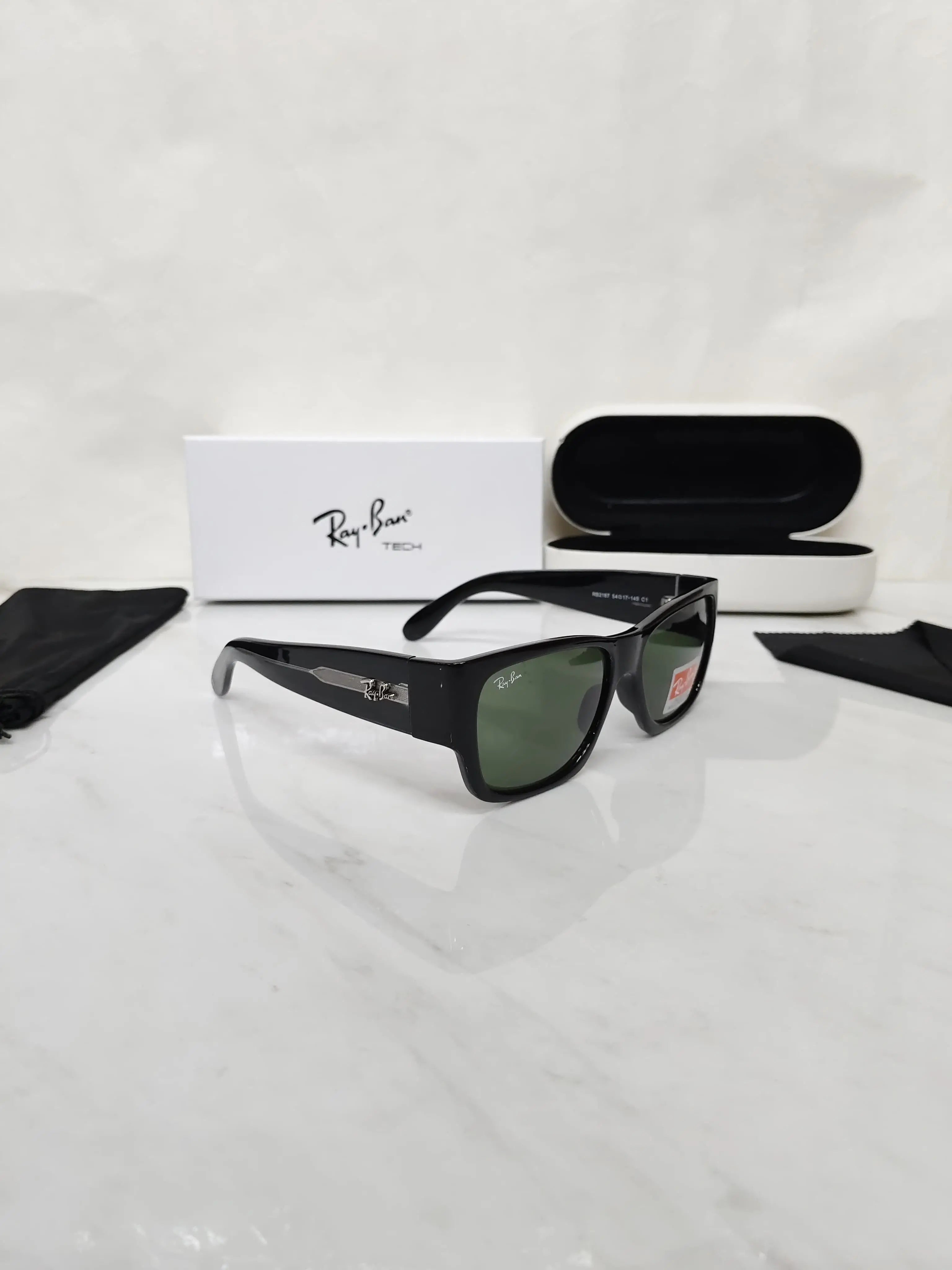 RAY BAN 2187