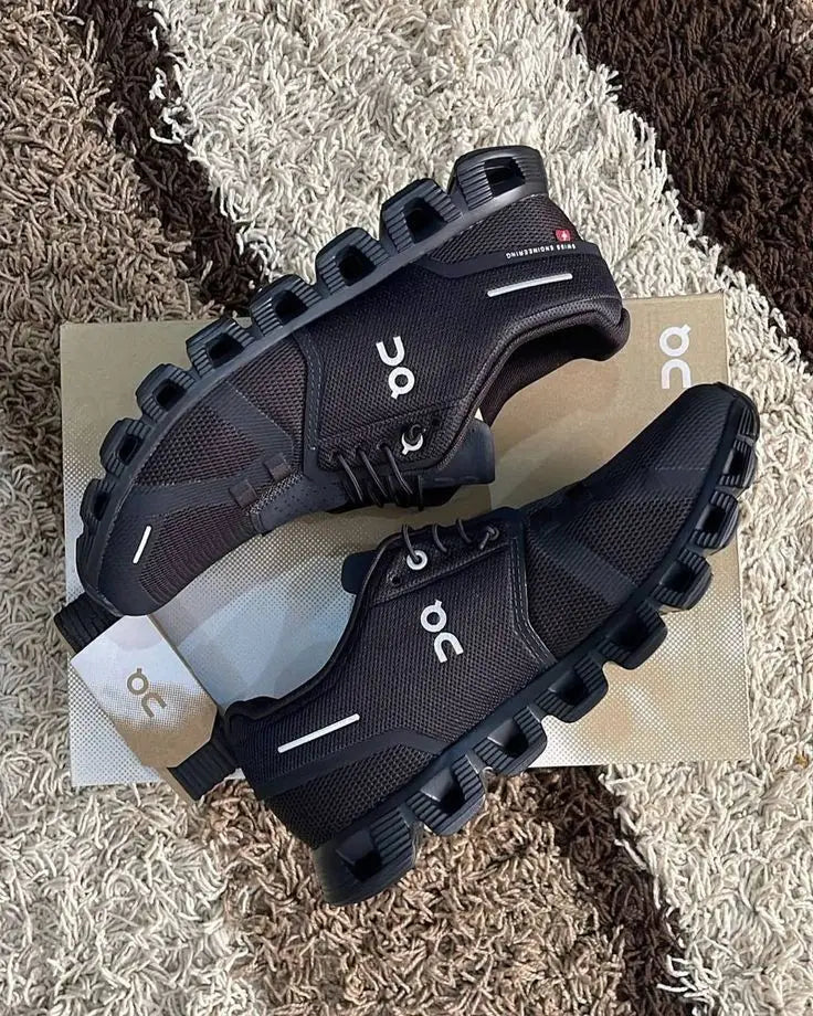 On_Cloud 5 Waterproof Black Running Shoes