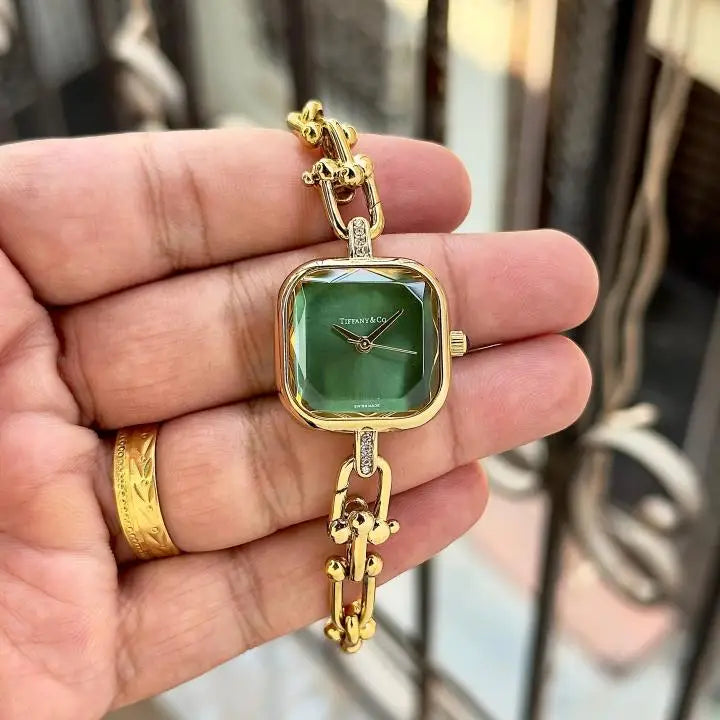 _Tiffany&Co_Gold_Green Main image