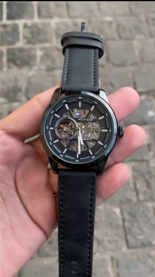 Tommy Hilfige r Automatic Main image