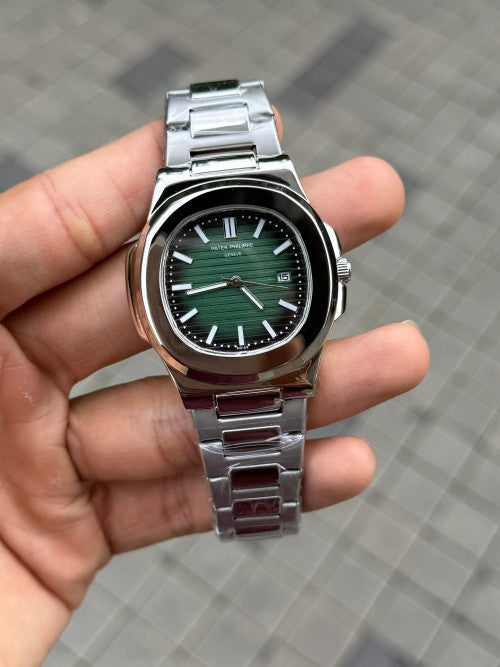 pate k Phillipe Nautilus silver Green