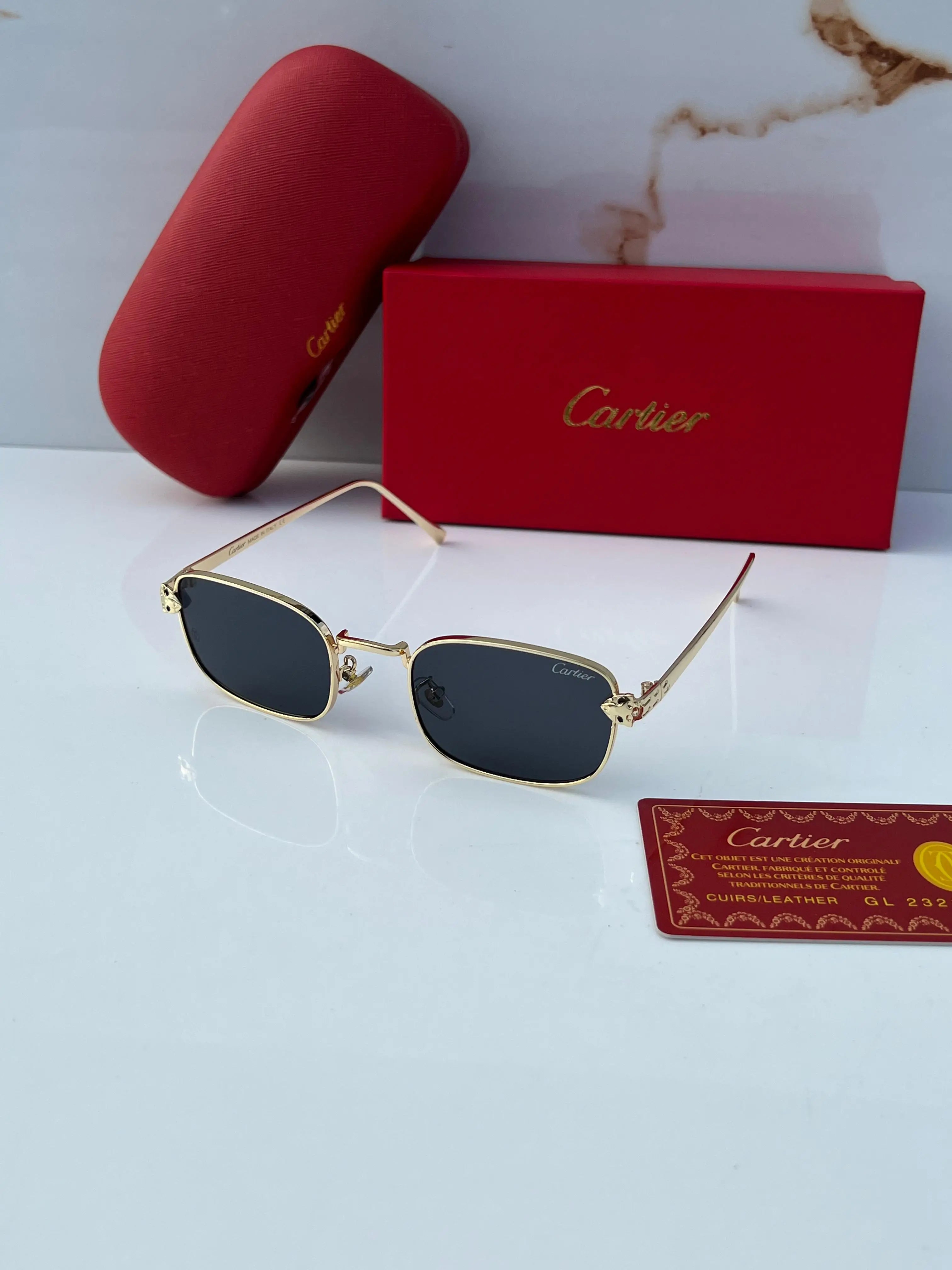 Cartier_6128_gold_black Main image