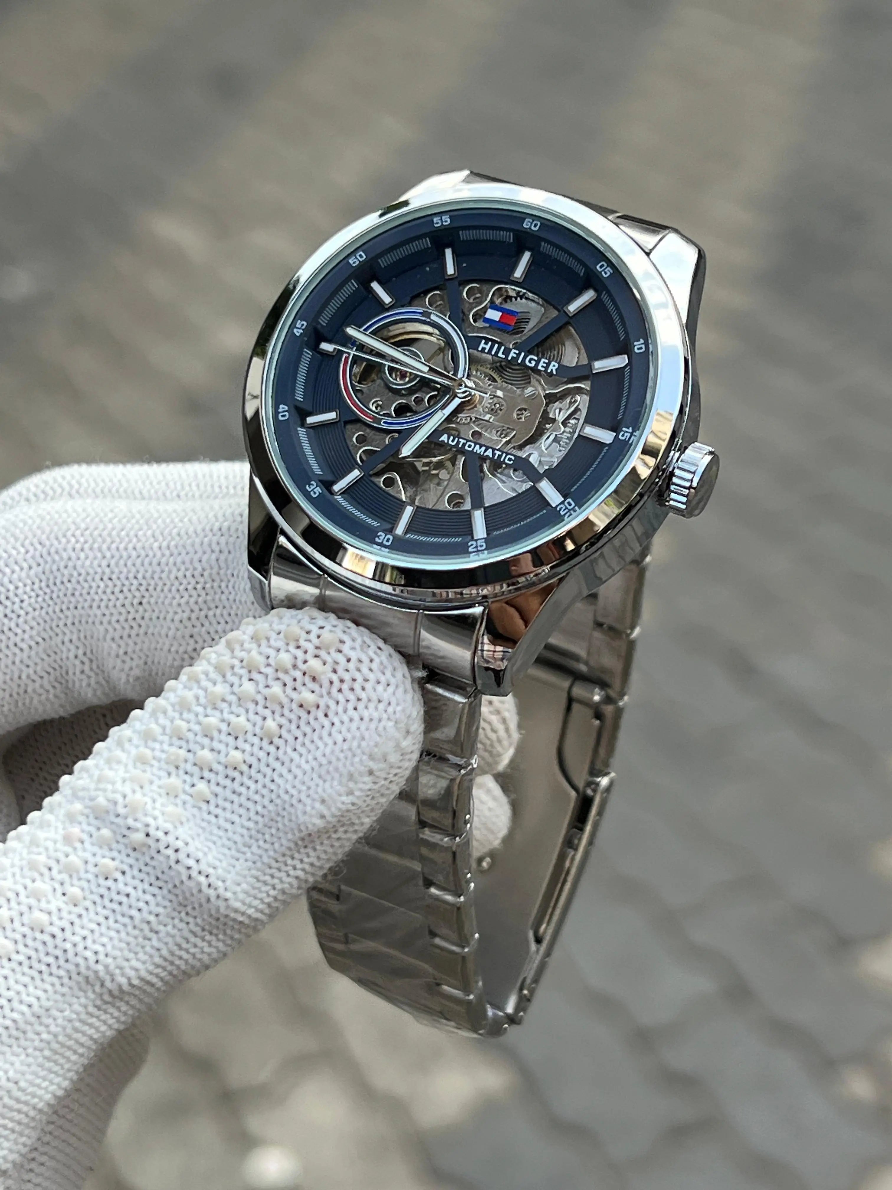 Tommy Hilfige r Automatic Chain Silver Blue Secondary image