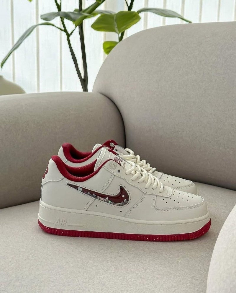 Nikee Airforce 1 Low Valentine s Da