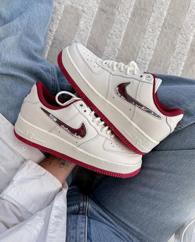 Nikee Airforce 1 Low Valentine s Da