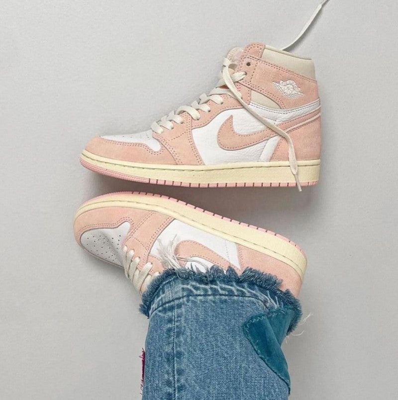 Nikee Air jordan 1 High WASHED PINK Secondary image