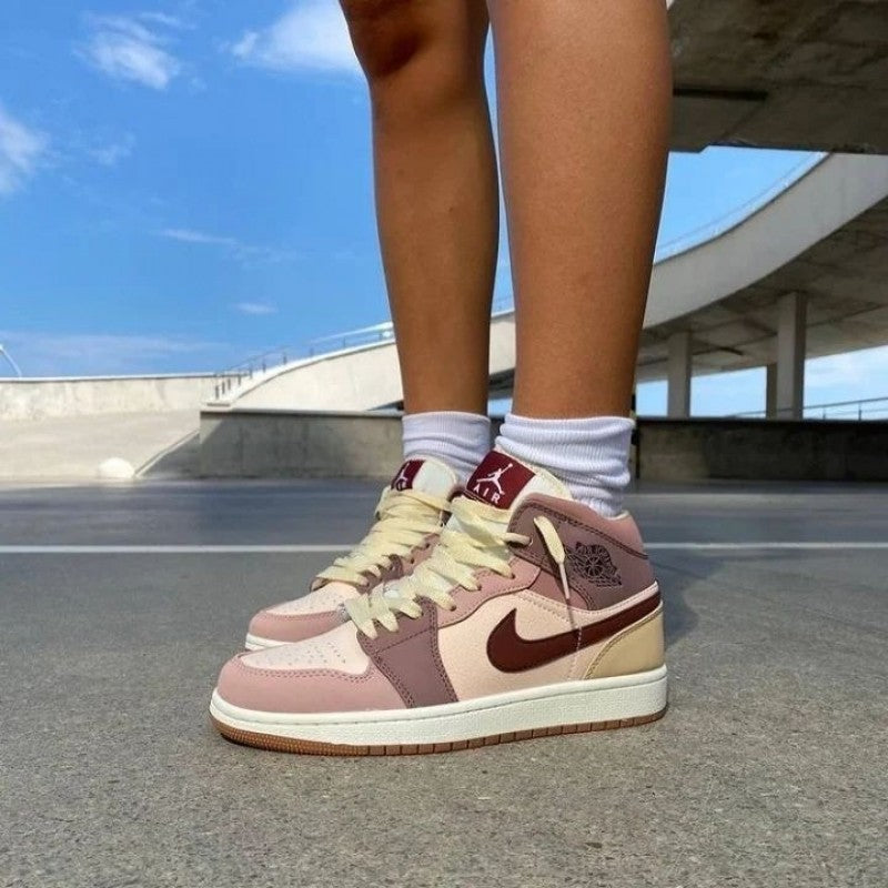 Nikee Air Jordan Retro 1 PONY SMOKE