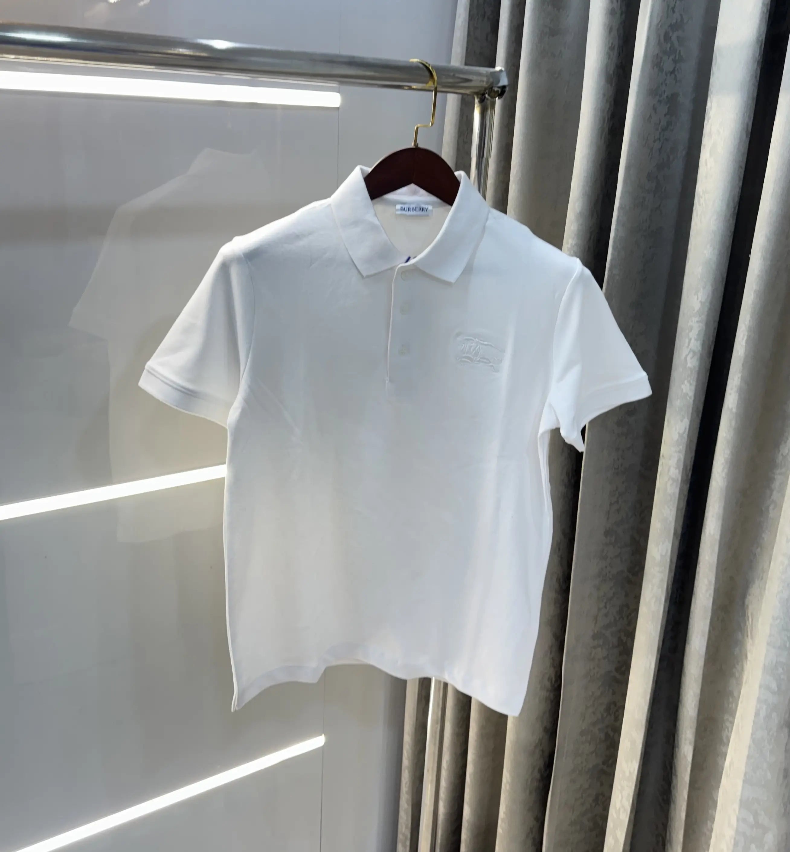 Burberr y White Embroidery Logo  Premium Classic Polo T-Shirt