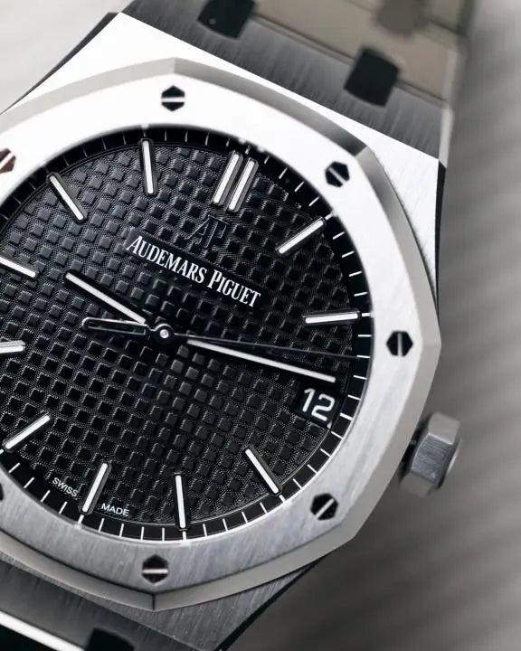 Audemar_s Piguet Royal Oak Quartz Silver-Black