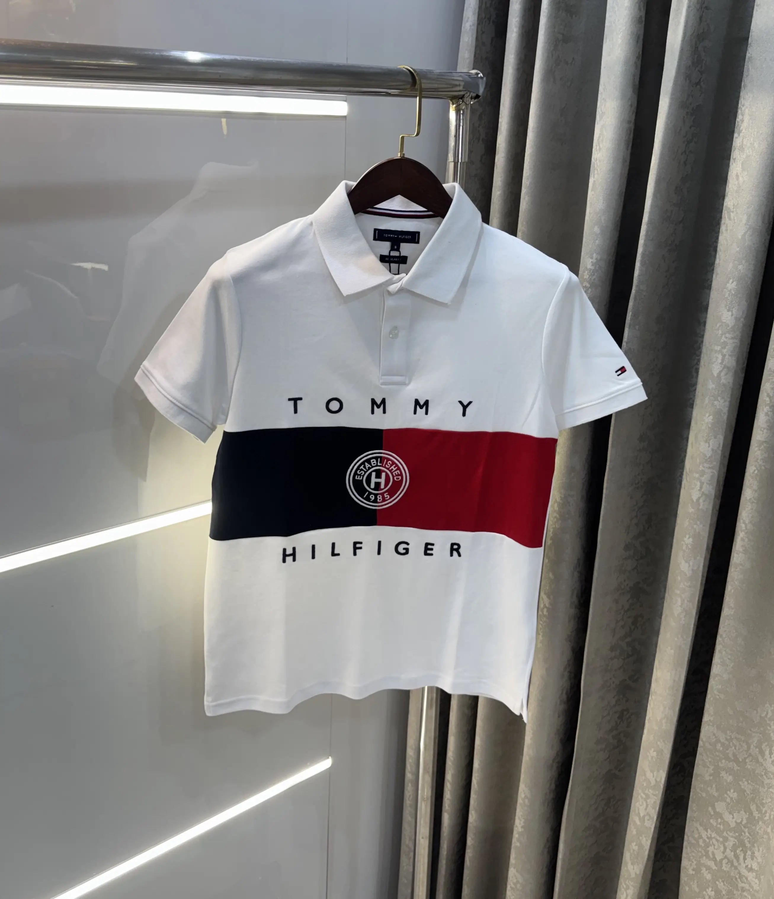Tommy Hilfiger White Premium Polo T-shirt Secondary image
