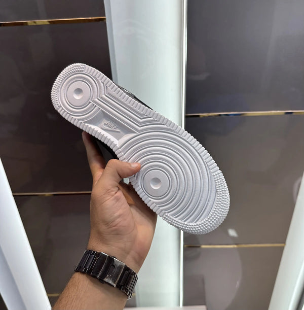 Nike_Airforce 1 Chrome Heart Edition Sneaker