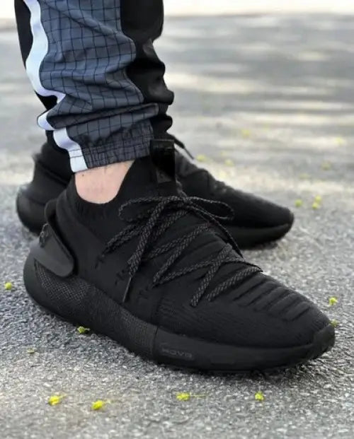 Under Armour HOVR Phantom 3 All Black