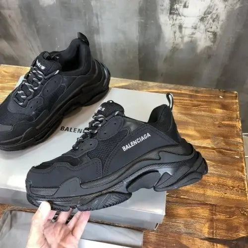 Balenciag_a Triple S Full Black