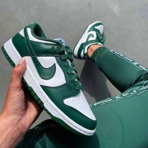 Nik_e Sb Dunk Low Varsity Green Fixxx Secondary image
