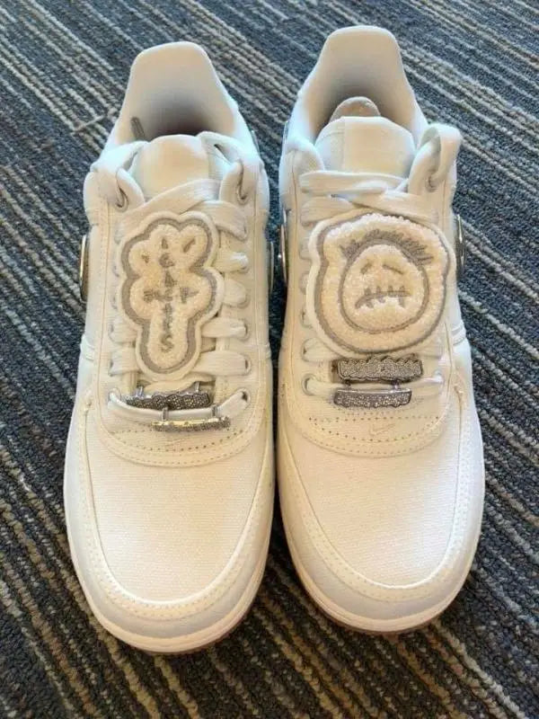 Nik_e Air Force 1 Low X Travis Scott Sail With Accessories
