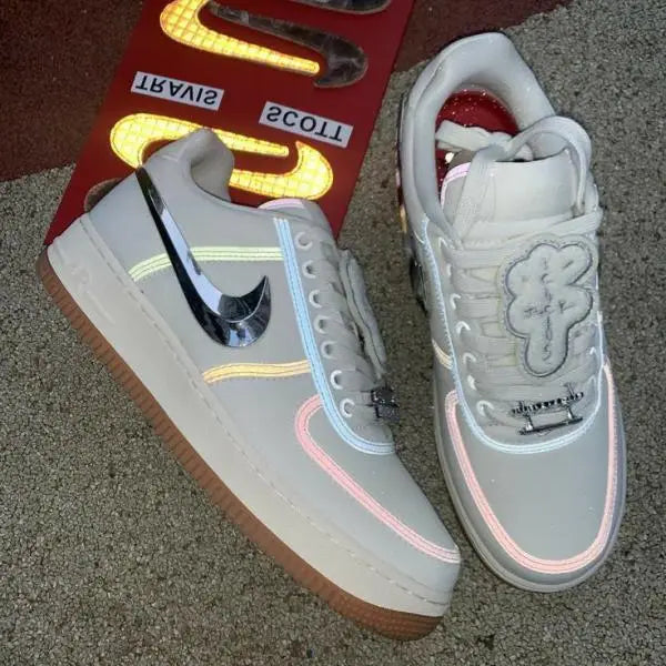 Nik_e Air Force 1 Low X Travis Scott Sail With Accessories