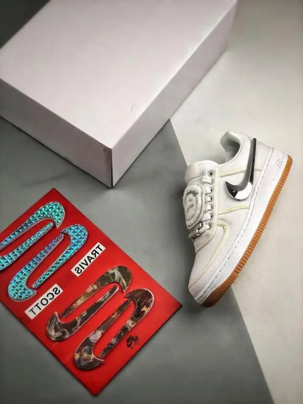 Nik_e Air Force 1 Low X Travis Scott Sail With Accessories