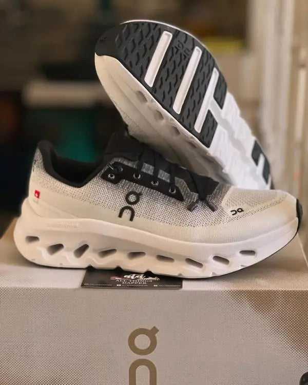 ON CLOUD Running TILT 2.0 BLACK IVORY HP