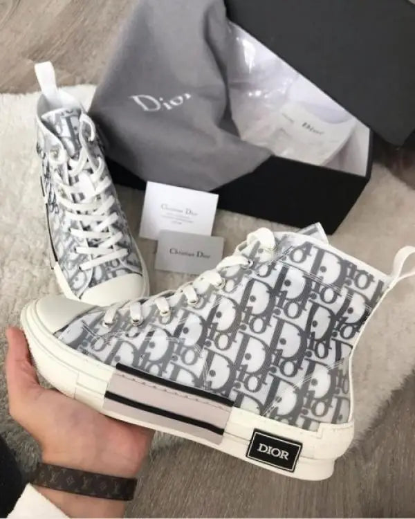 Dio_r B23 High Top Oblique White With Accessories